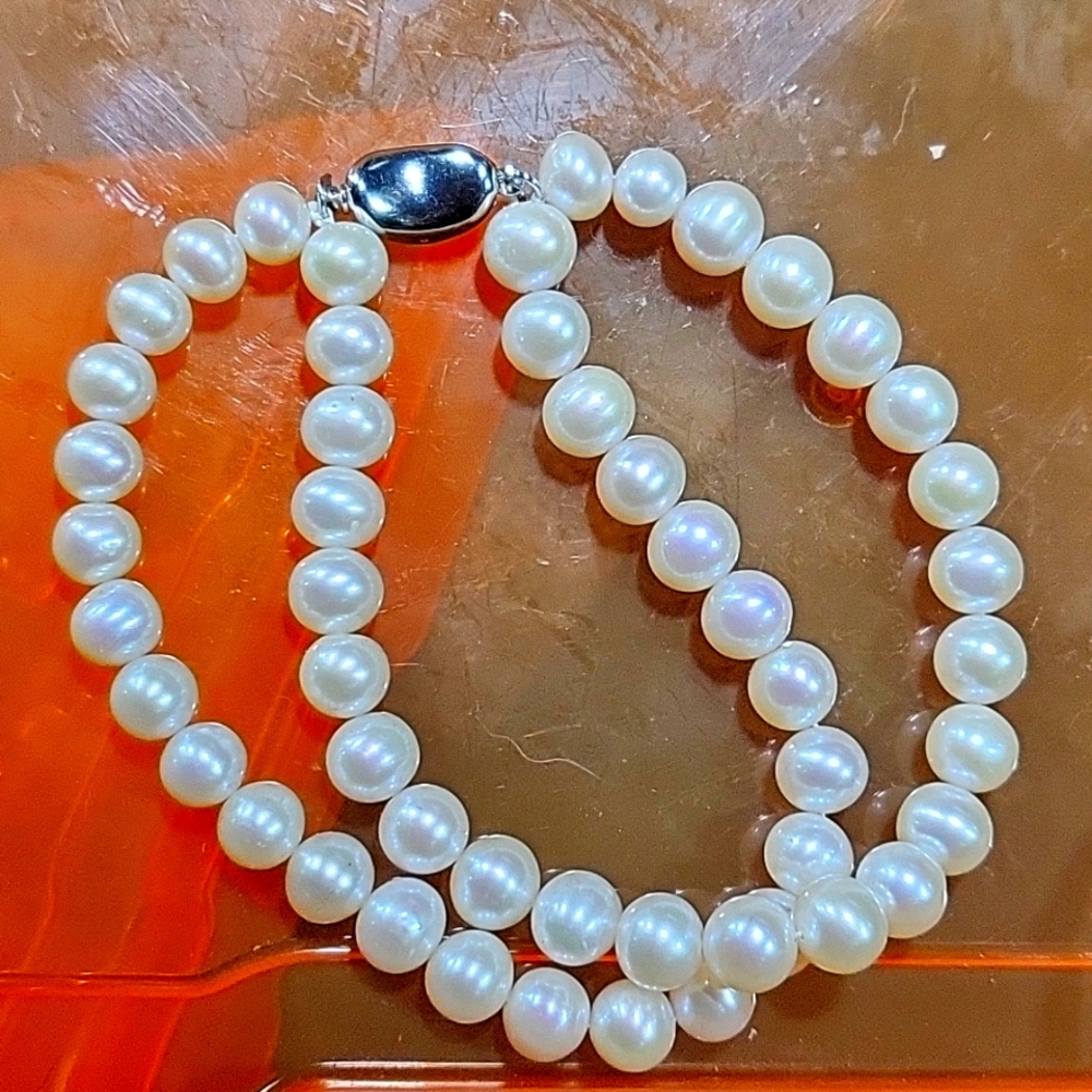 Salt water perl bracelet